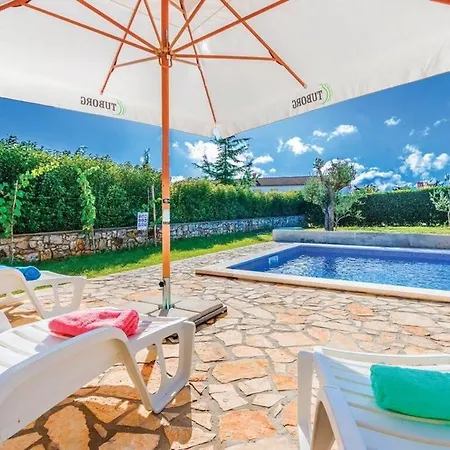 Villa Mirela *